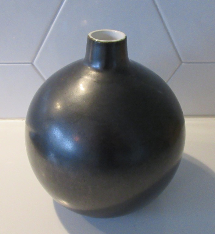 Vorm Keramiek Doetinchem - Antraciete Bolvaas kopen? Bied vanaf 15!