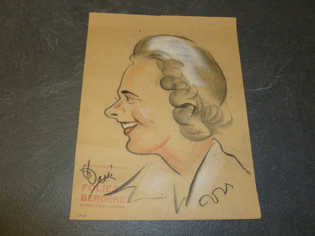 Mooie directe potloodtekening,originele stempel Folies Bergere Paris 1948. verkocht voor € 50!