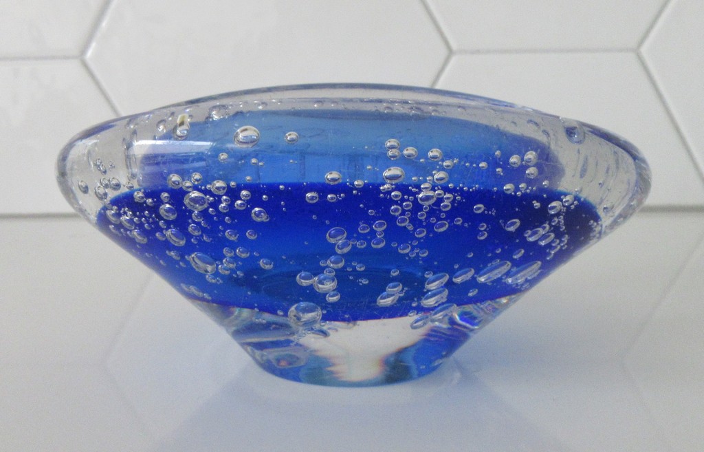 Floris Meydam voor Leerdam - Serica asbak blank en blauw glas met luchtbellen kopen? Bied vanaf 1!