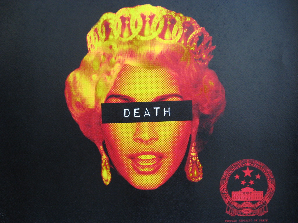 DEATH NYC: 'Death Queen' - opl. 100 ex. - met COA kopen? Bied vanaf 49!