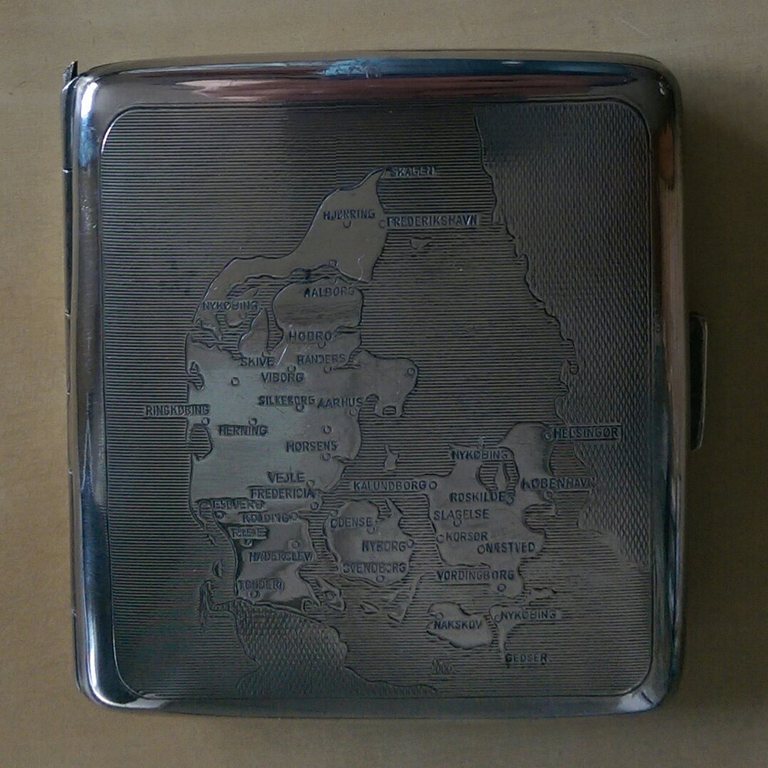 Design sigaretten doos kopen? Bied vanaf 1!