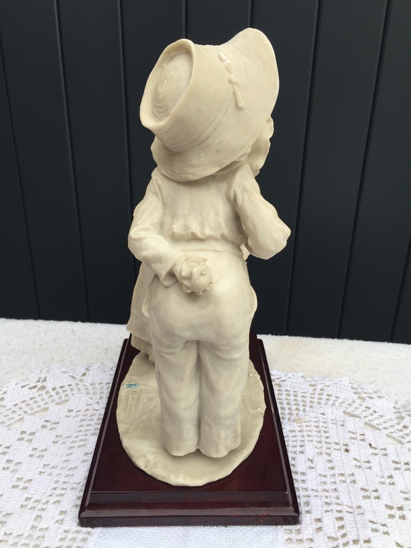 Beeldje van Giuseppe Armani kopen? Bied vanaf 15!