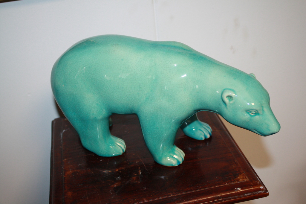 L & V CERAMIQUE  - SCULPTUUR IJSBEER 1930 kopen? Bied vanaf 75!