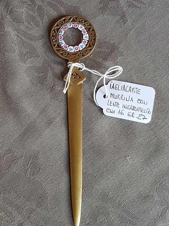 Open envelop met vergrootglas en Murrina veneziana kopen? Bied vanaf 17!