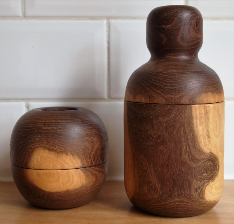 Design teakhouten deksel doos en deksel pot gesigneerd RB kopen? Bied vanaf 1!