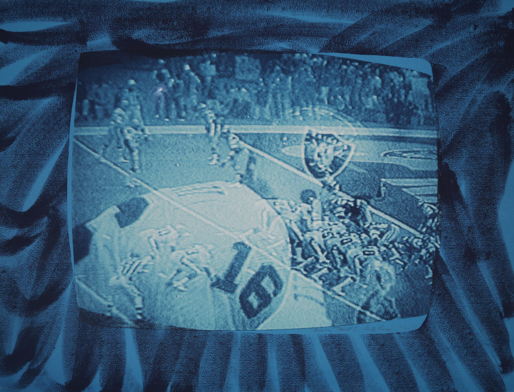 Leentje Linders: Zeefdruk, American Football II kopen? Bied vanaf 1!