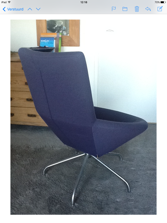 Ontwerp van Gerard van den Berg. Lounge-chair Nikita. Fabrikant Montis. kopen? Bied vanaf 100!
