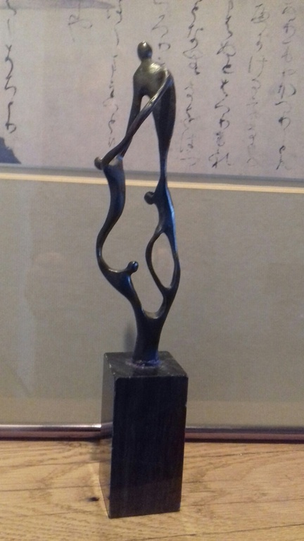 Verbronsde sculptuur op marmeren sokkel  * SAMENWERKING*   kopen? Bied vanaf 25!