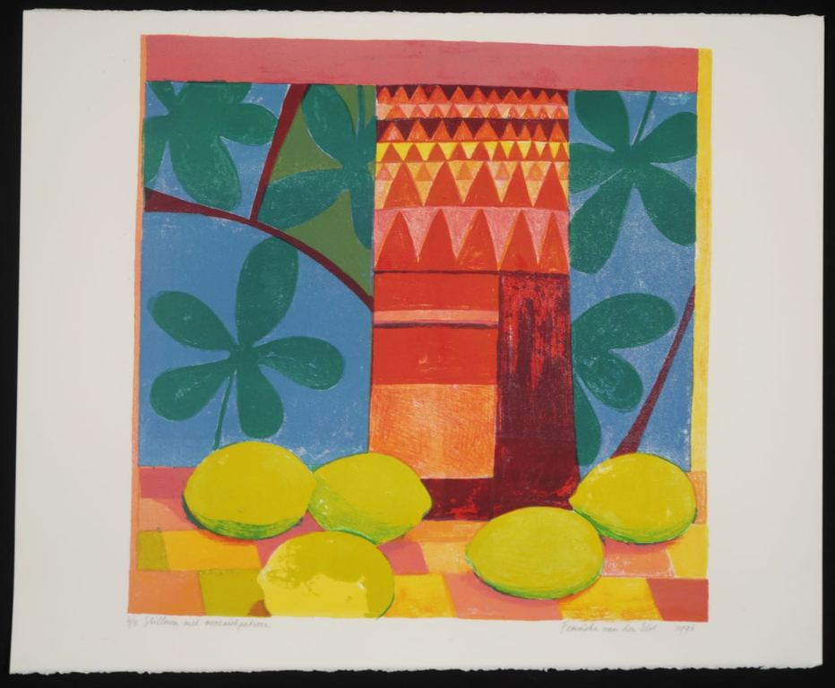 Fenneke van der Elst: Zeefdruk, Stilleven met mozaiekpatronen kopen? Bied vanaf 1!