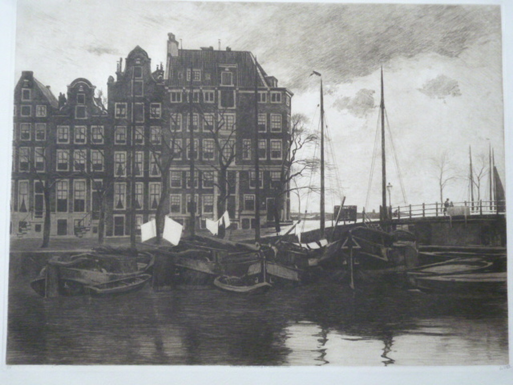 Willem Witsen - ets - Binnenkant, met wapperende was op de schepen verkocht voor € 450!