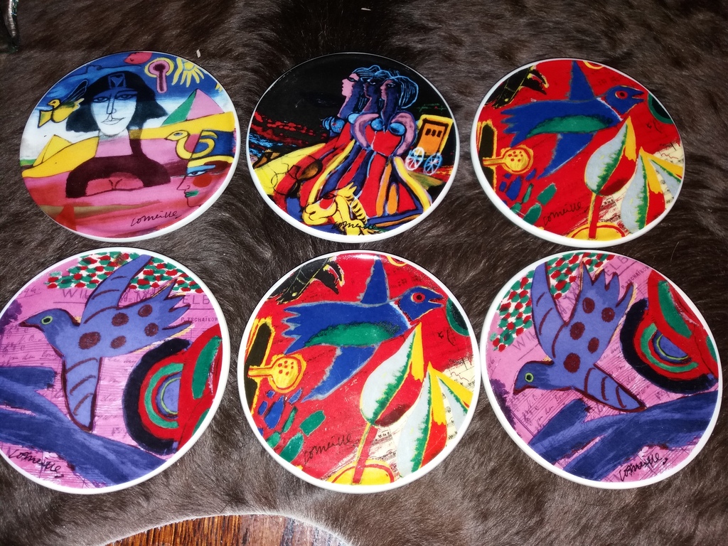 Corneile porseleinen onderzetters kopen? Bied vanaf 1!