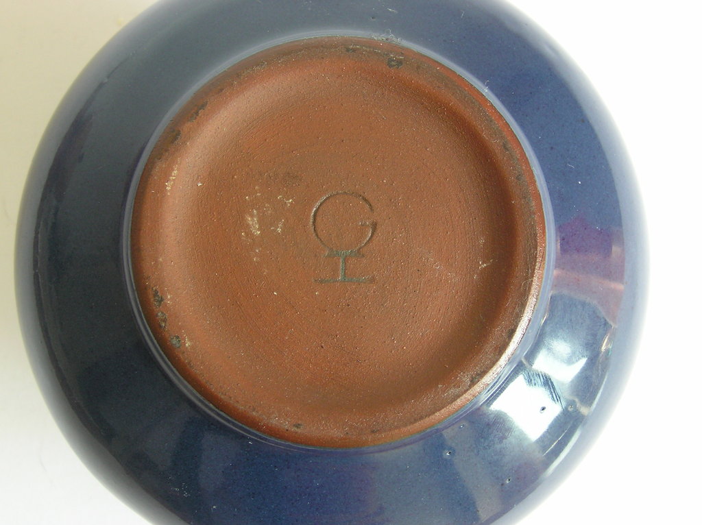 Art deco blauw slibglazuur studio aardewerken vaasje kopen? Bied vanaf 1!