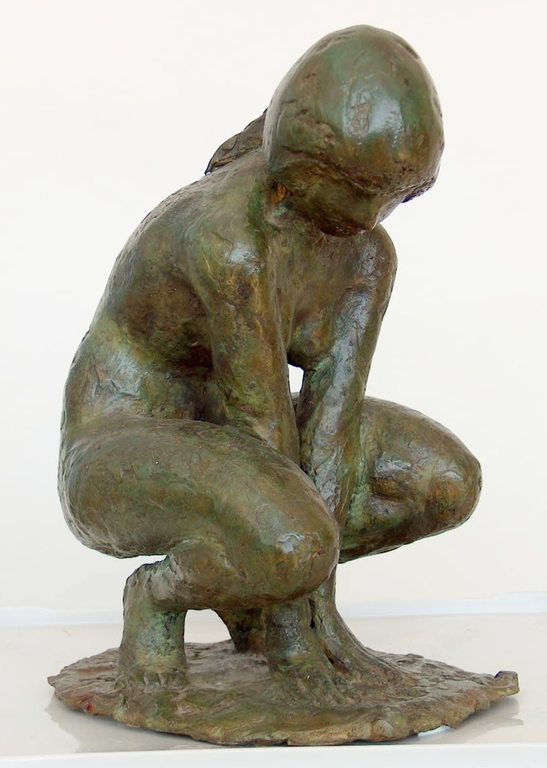 Flory Italianer (1939 - 2009) - gehurkt naakt - brons  verkocht voor € 1200!