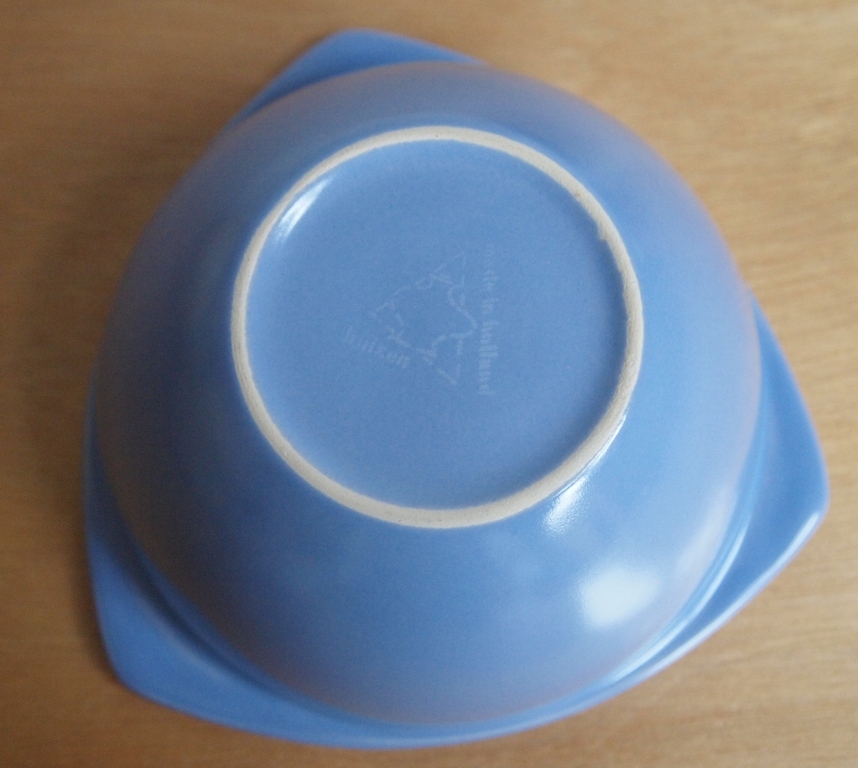 Fokke Hamming voor Potterie De Driehoek Huizen - 6 pastelkleurige soepkommen mod kopen? Bied vanaf 20!