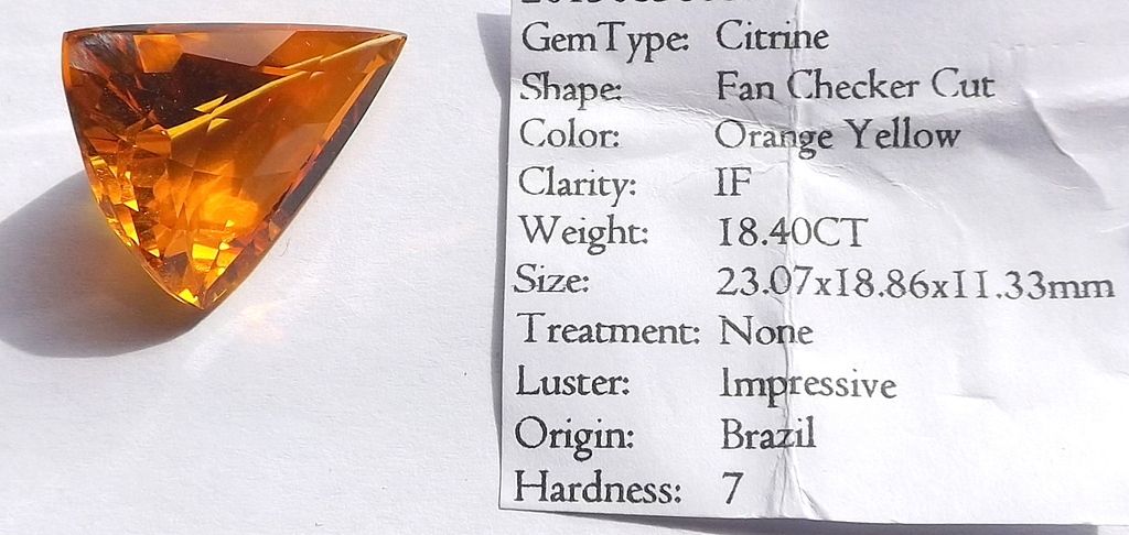 Natuurlijke “Checker Cut”  Golden Citrine van 18.40 karaat kopen? Bied vanaf 1!