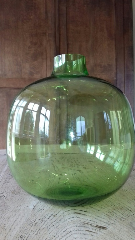 Mooie glazen bol vaas. kopen? Bied vanaf 20!