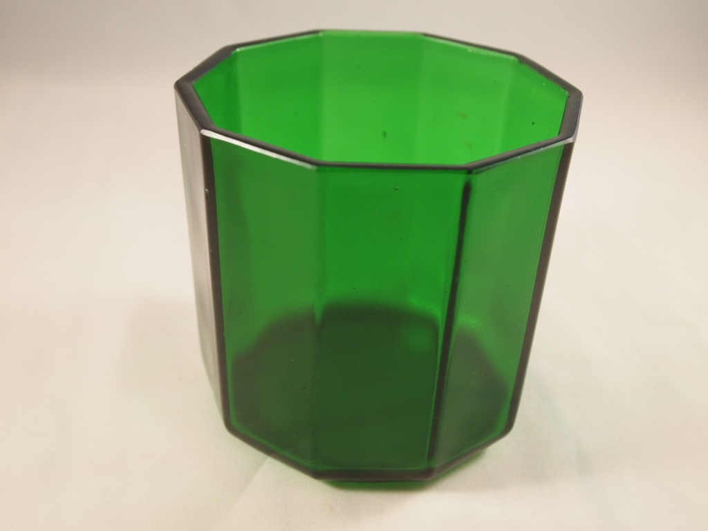 K.P.C. de Bazel voor Leerdam - groene persglazen (planten)pot kopen? Bied vanaf 30!