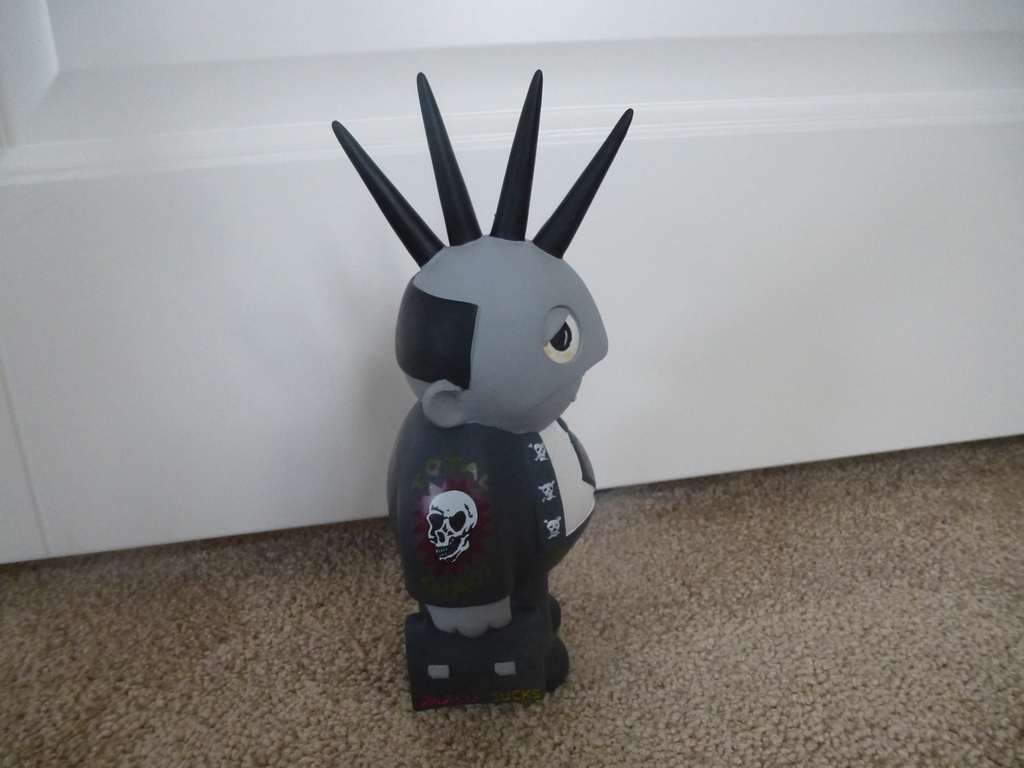 Dadara (Daniel Rozenberg), beeld: Greyman Punk verkocht voor € 110!