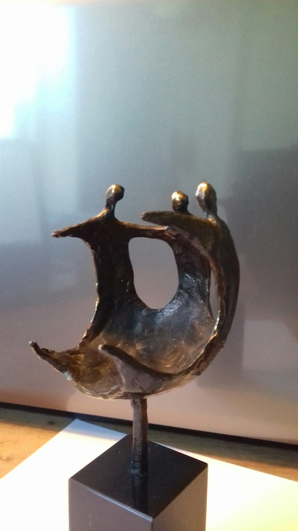 Sculptuur in brons op marmeren sokkel van Corry van Ammerlaan van Niekerk  kopen? Bied vanaf 25!