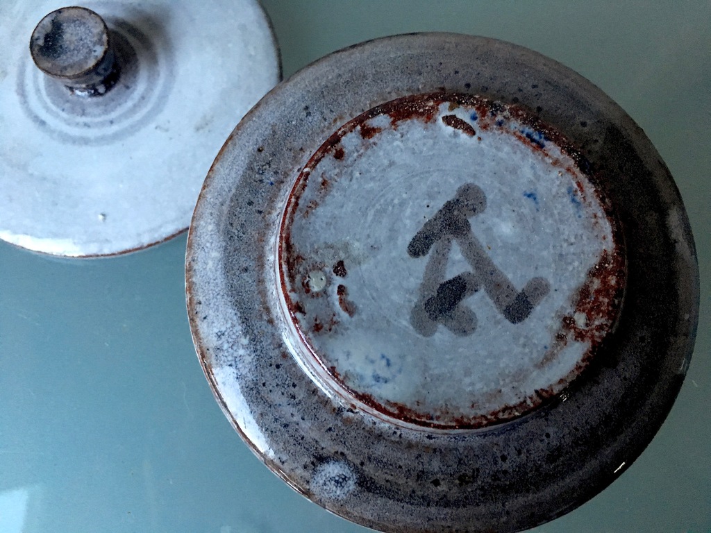 Pottenbakkerij de Vuurvogel Milsbeek  - Dekselschaal -gemerkt -1950's  kopen? Bied vanaf 14!