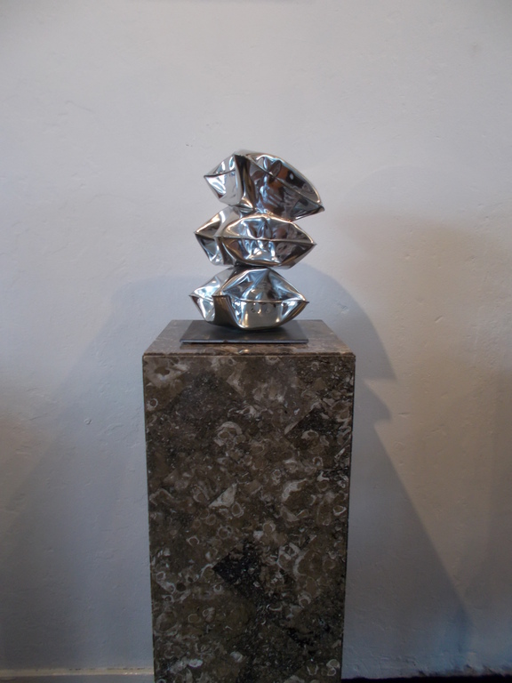 Stephen Newby,roestvrij stalen sculptuur.Gemonogrammeerd en gedateerd. kaufen? Bieten Sie von 255!