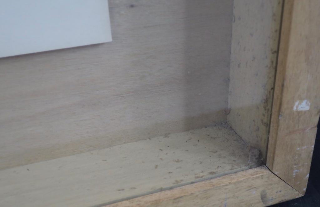 Carel Visser: Gemengde techniek op papier, Hanen - Ingelijst (Groot) kopen? Bied vanaf 500!