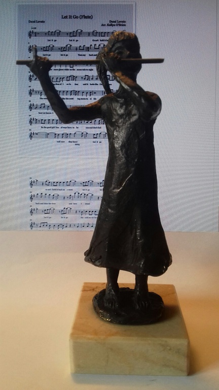 Verbronsde sculptuur op marmeren sokkel ** EEN VROLIJKE NOOT ** kopen? Bied vanaf 26!