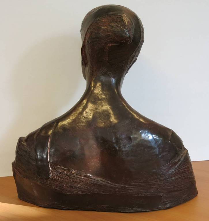 Dana Andreev: Bronzen beeld, Nostalgia kopen? Bied vanaf 700!