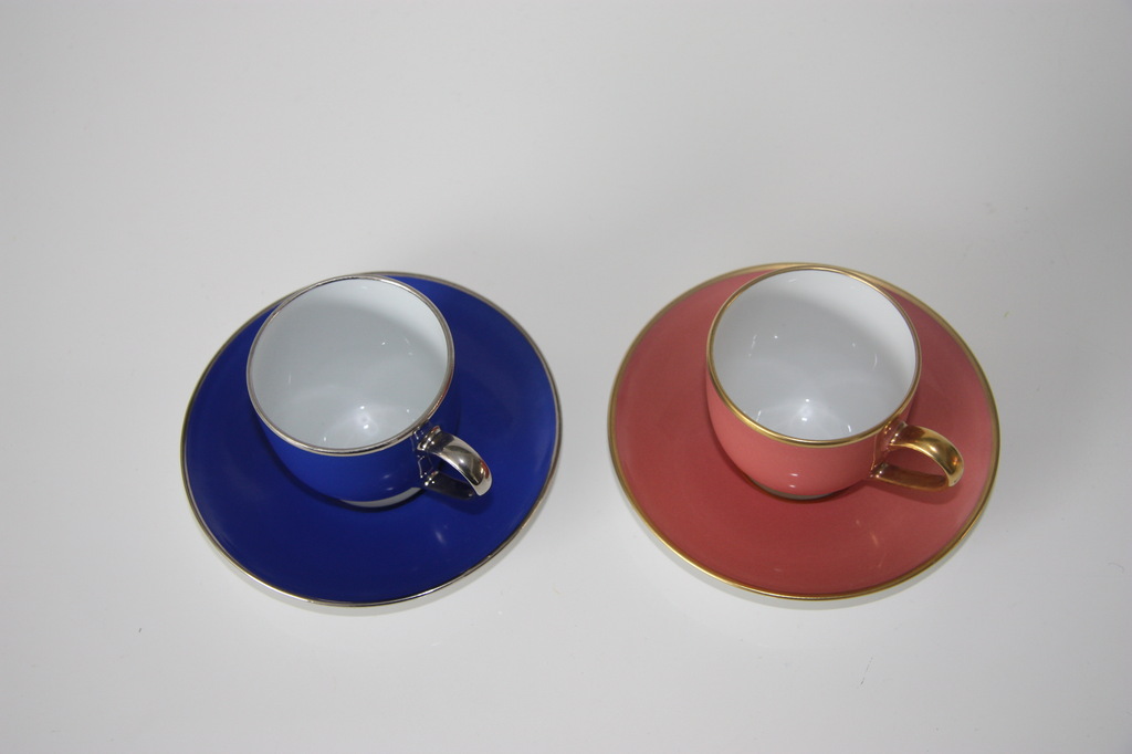 Limoges Legle - 2 stuks kop en schotel kopen? Bied vanaf 20!