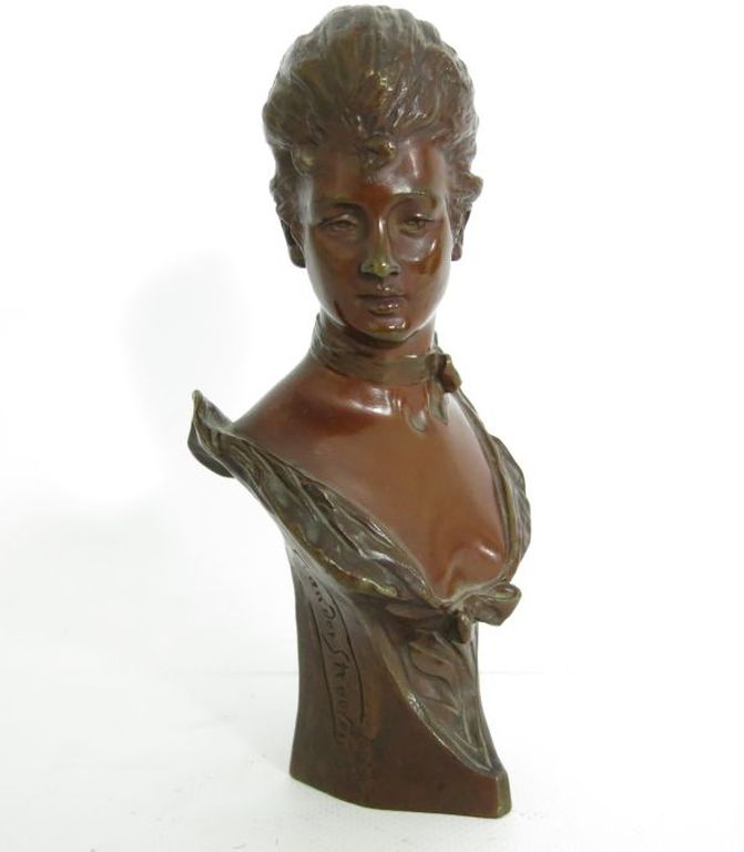 Georges van der Straeten, bronzen buste van adellijke dame verkocht voor € 90!