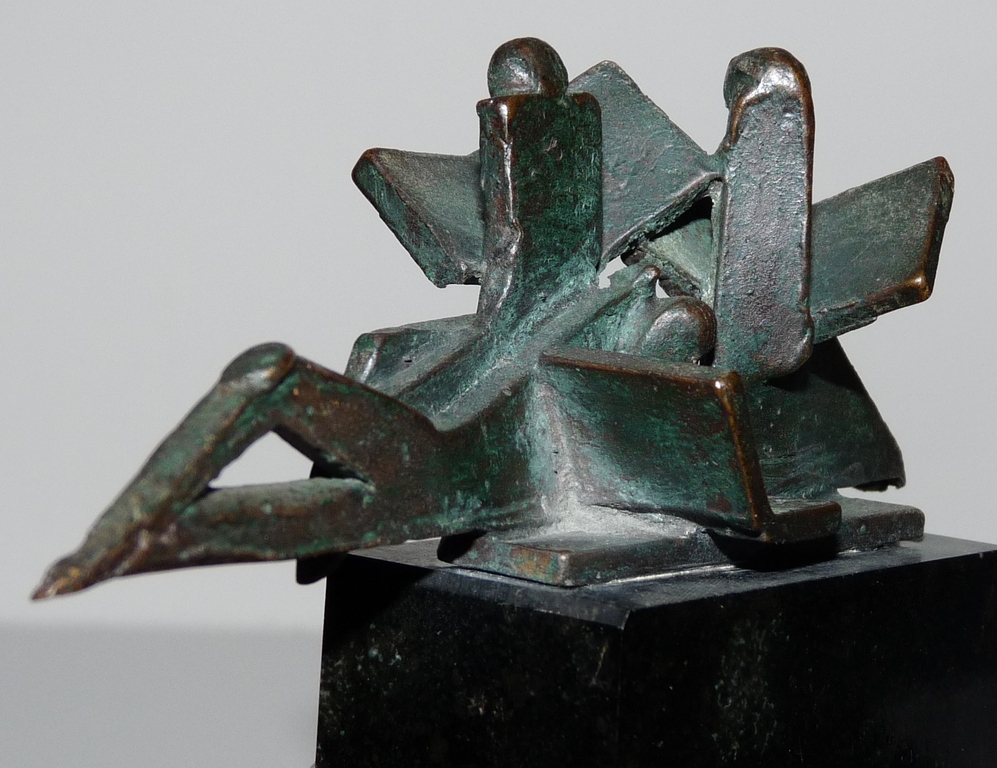 Eric Claus, Bronzen beeld, Boekenlezertjes verkocht voor € 175!