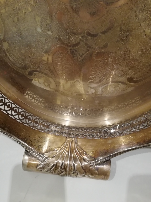 verzilverde serveer schaal - afkomstig uit England - periode 1950 kopen? Bied vanaf 39!