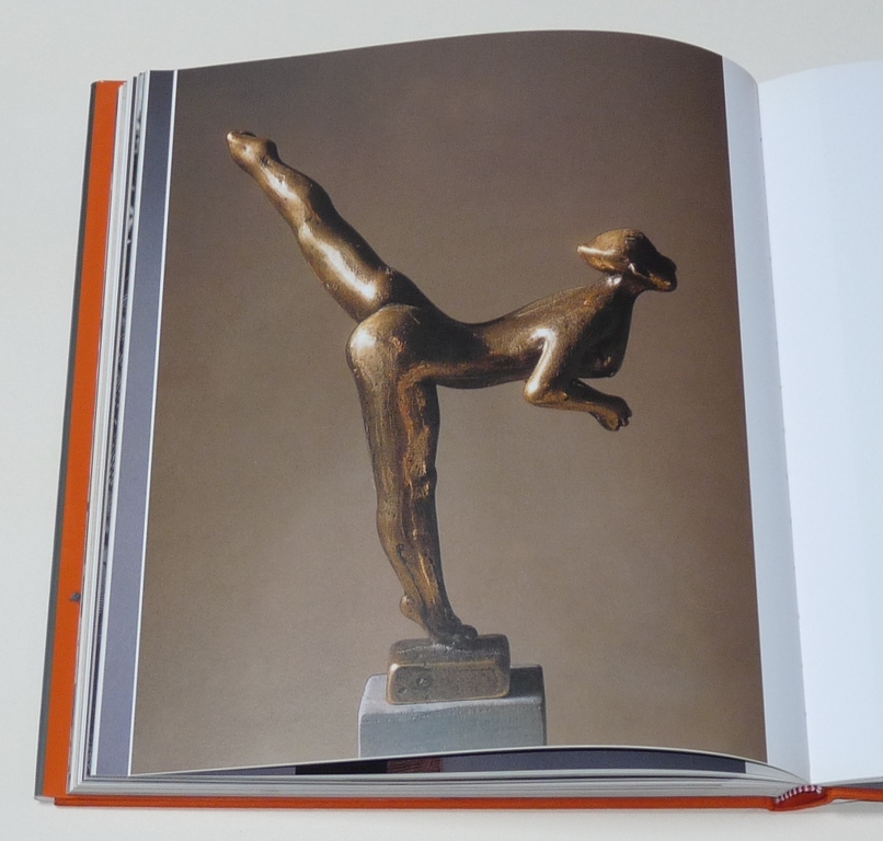 Piet van Heerden, Bronzen beeld, Naakt met bal kopen? Bied vanaf 225!