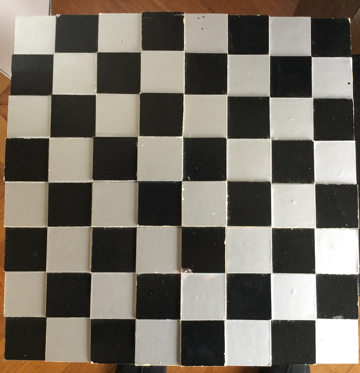 Peter Wortel - Peter Wortel,hout beplakt met papier,40 x 40 cm.Gesigneerd en gedateerd 1977. kopen? Bied vanaf 65!