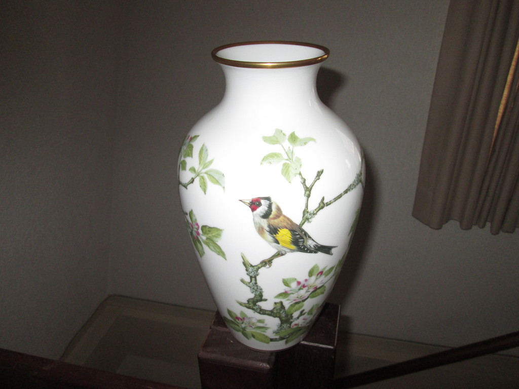 The Woodland Bird Vase by BASIL EDE kopen? Bied vanaf 1!