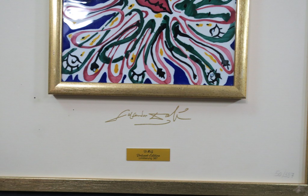 Aardewerk tegel met ontwerp van Salvador Dali, Le Baiser de Feu - Ingelijst kopen? Bied vanaf 100!