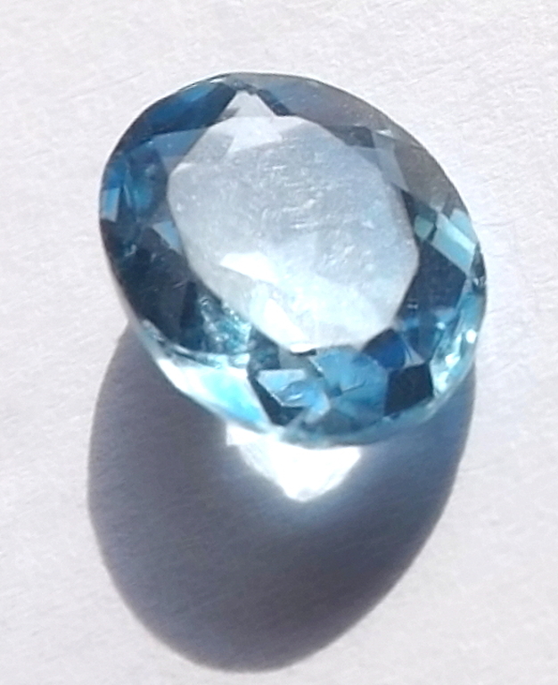 AcheterGecertificeerde London Blue Topaz - 2.41 kt.? Enchérissez de 1!