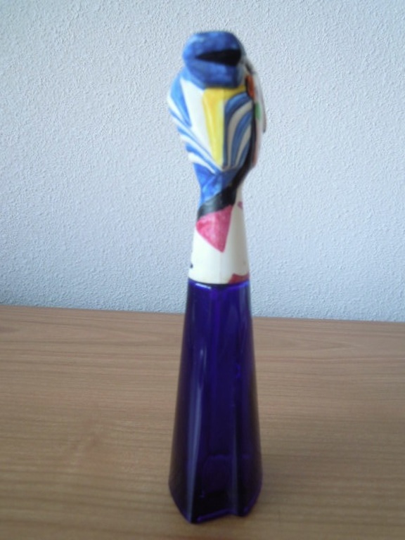  PICASSO - Beeldje / parfumfles - 19 cm hoog.   kopen? Bied vanaf 20!