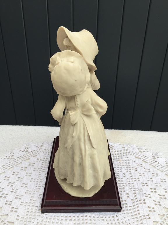 Beeldje van Giuseppe Armani kopen? Bied vanaf 15!