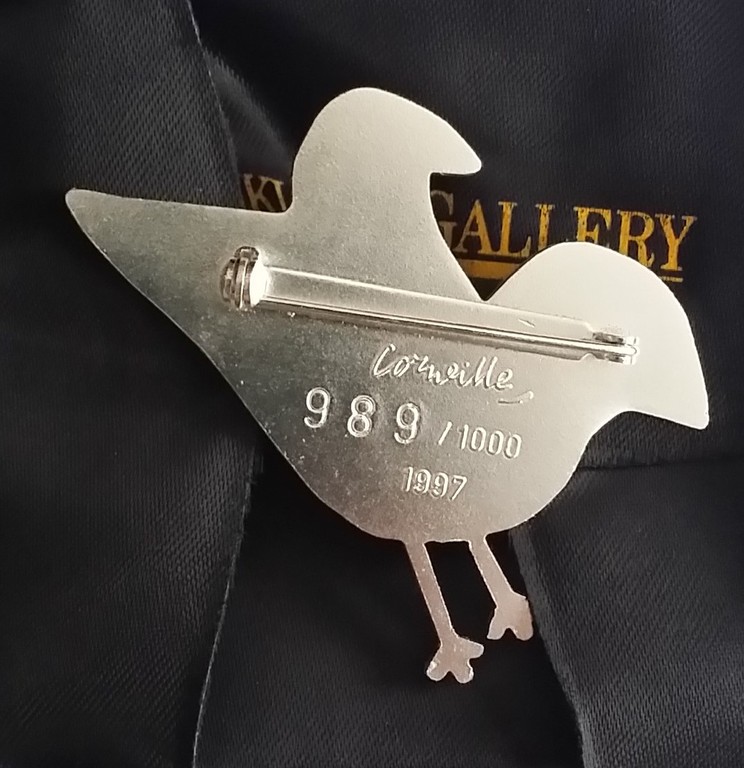 Corneille -  broche met emaile - L'oiseau kopen? Bied vanaf 75!