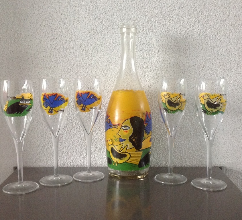 CORNEILLE - fles met vijf champagneglazen kopen? Bied vanaf 38!