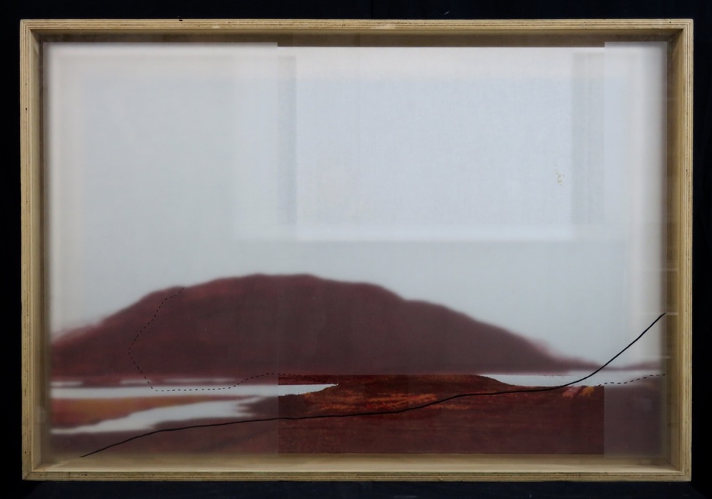 Marit Gietjes: Grafisch werk met bewerkt glas ervoor , Zonder titel - Ingelijst kopen? Bied vanaf 50!