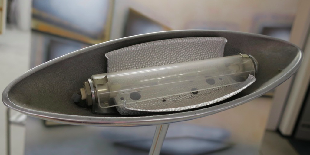 Chromen vloerlamp, Made in Spain, vermoedelijk Carpyen kopen? Bied vanaf 1!