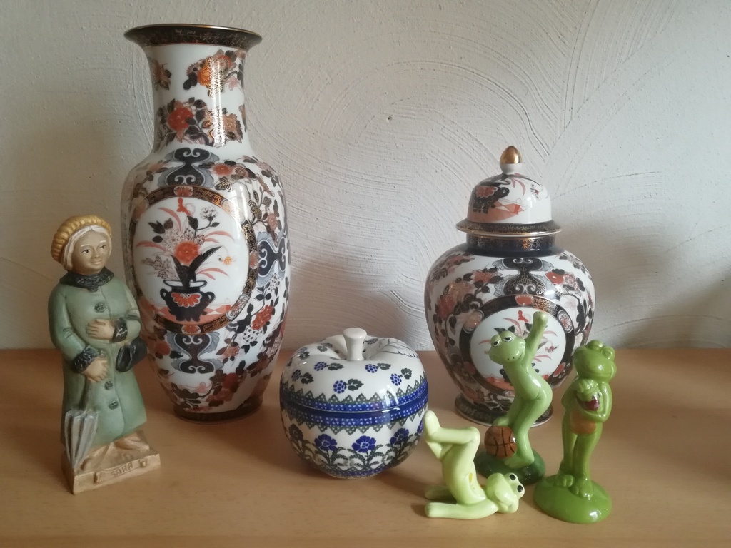 prachtig lotje porcelein - 7 stuks - waaronder IMARI SAJI Japan kopen? Bied vanaf 1!