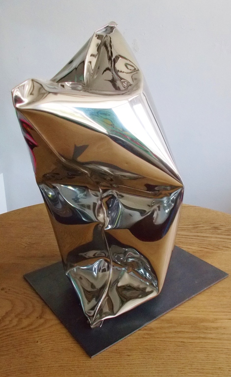 Stephen Newby,roestvrijstalen sculptuur,gesigneerd en 2008.Unica/maquette. kopen? Bied vanaf 850!