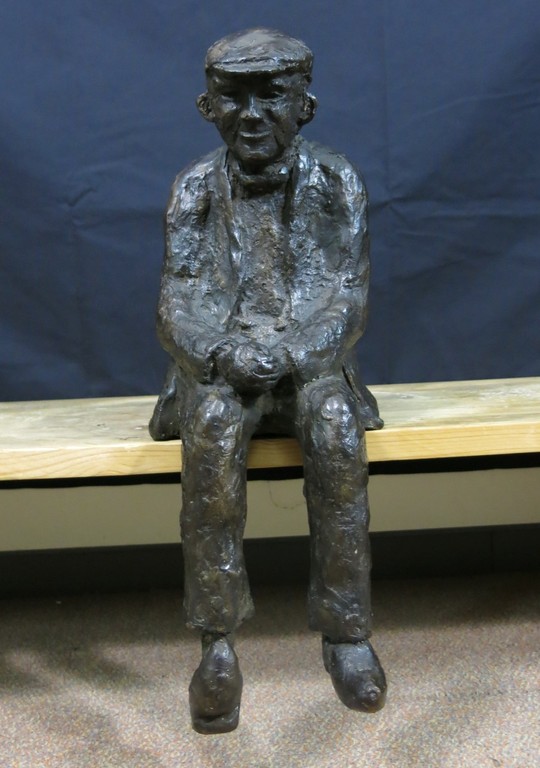 Adri de Waard: Bronzen beeld, Zittende boer kopen? Bied vanaf 1000!