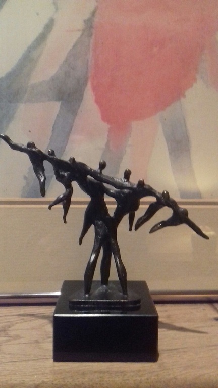 Zwaar verbronsde sculptuur op marmeren sokkel  kopen? Bied vanaf 33!