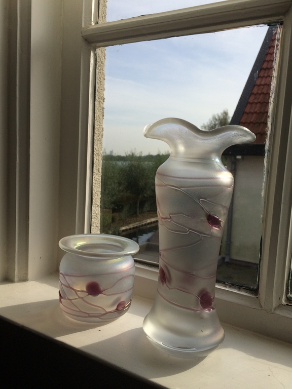 Goebel, gesatineerd dikwandig sierglas, gedecoreerde vazen kopen? Bied vanaf 1!
