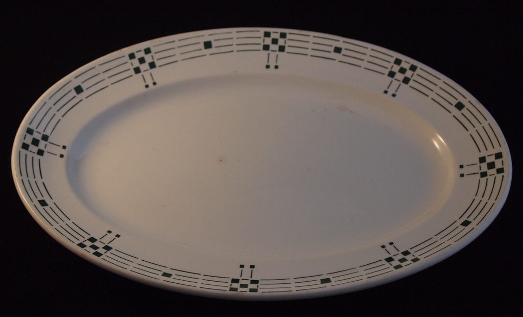 Jugendstil serveerschaal  in de stijl van Chris van der Hoef kopen? Bied vanaf 1!