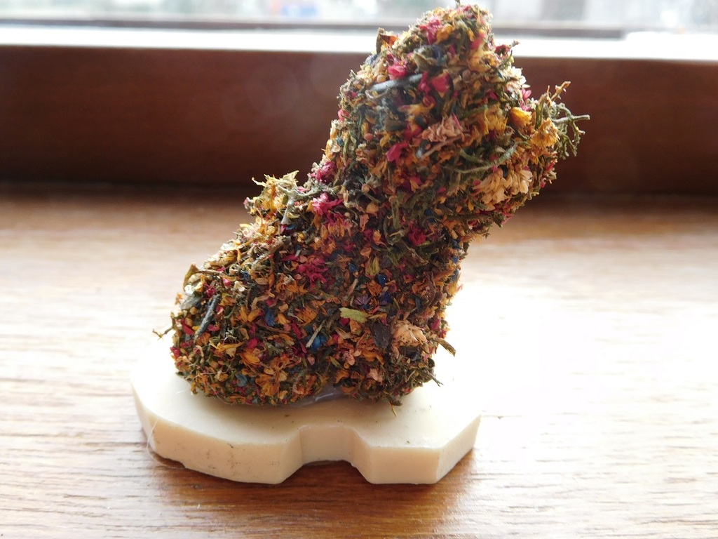 Jeff Koons, oranje Multiple  kopen? Bied vanaf 75!